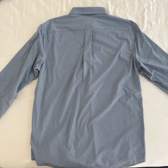 Vineyard Vines Performance Button Down Shirt - Picture 3 of 4